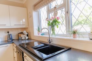 Kitchen- click for photo gallery